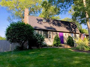 10 Overhill Rd, South Kingstown, RI 02879