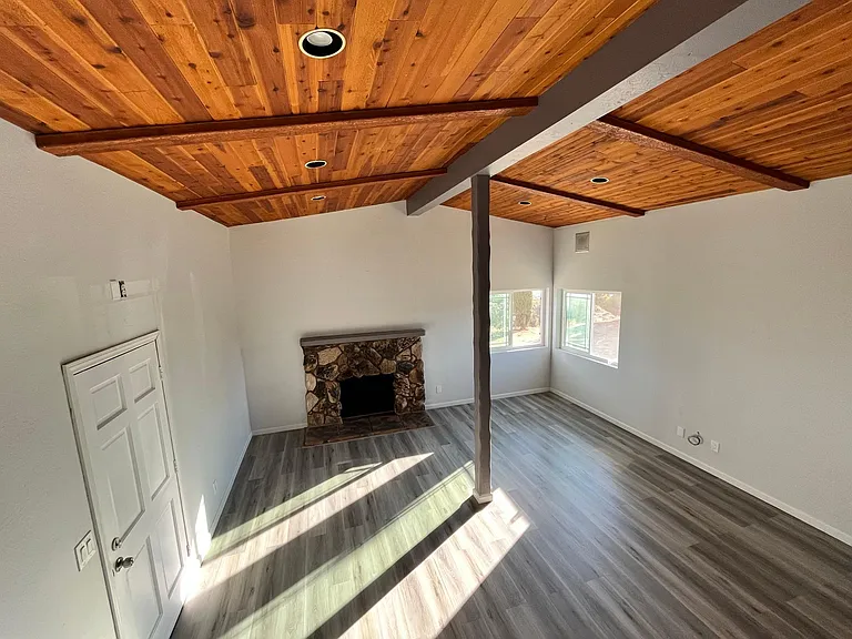 59835 Reynolds Way — Photo 45
