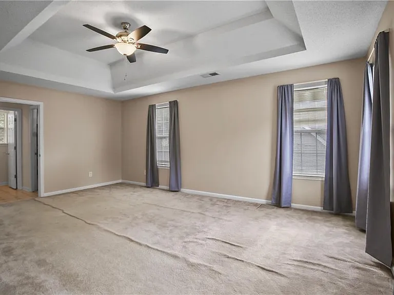 2224 Eagles Nest Cir — Photo 28
