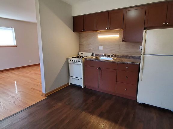2nd image of 3051 W Ruskin Ct #7