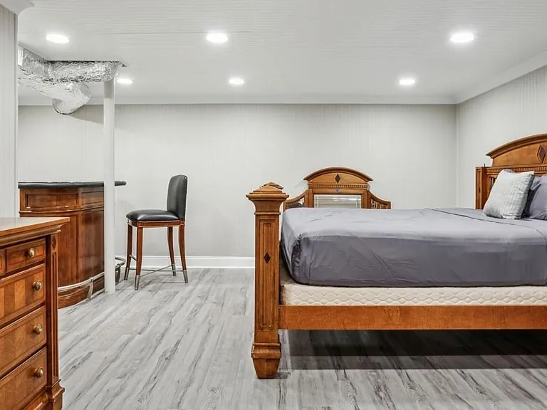 4379 Tree Haven Dr NE — Photo 19