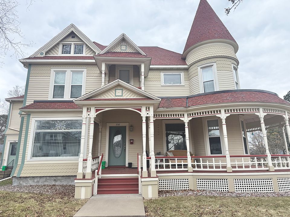 1st image of 403 W Grand Ave APT 1