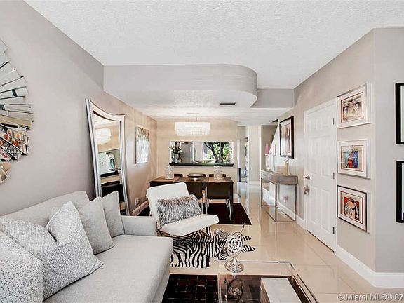 2nd image of 8041 Sanibel Dr #8041