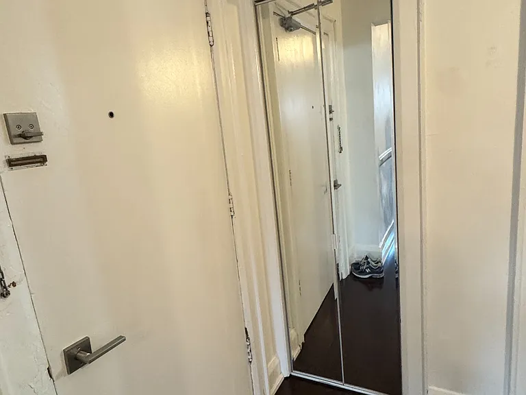 849 Broadview Ave E #18 — Photo 2