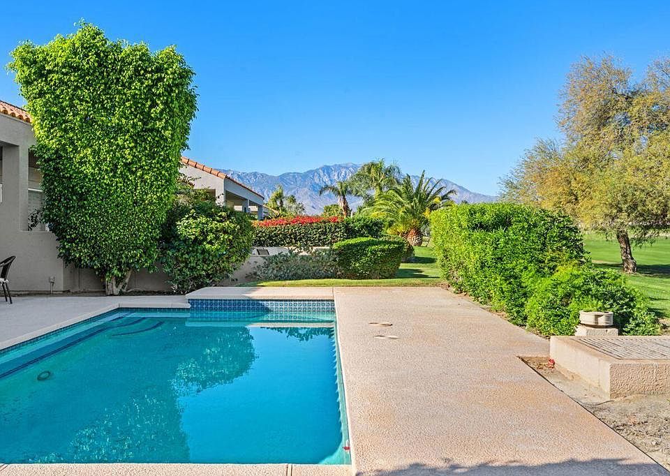 1st image of 6 Pebble Beach Dr