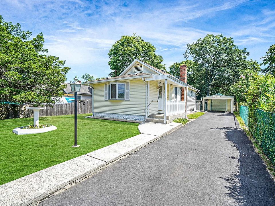 972 Easton Street, Ronkonkoma, NY 11779 Zillow