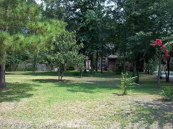 5th image of 19399 Riverwalk Dr