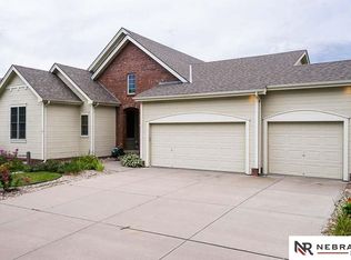 17059 Drexel St, Omaha, NE 68135