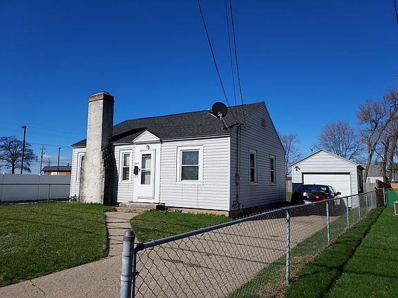 2nd image of 3545 Buchanan Ave SW