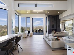 1852 Bel Air Rd, Los Angeles, CA 90077