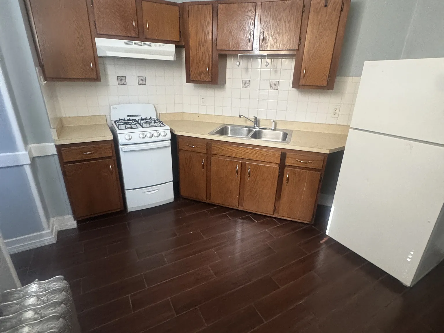 205 Lake Avenue - 3 — Photo 3