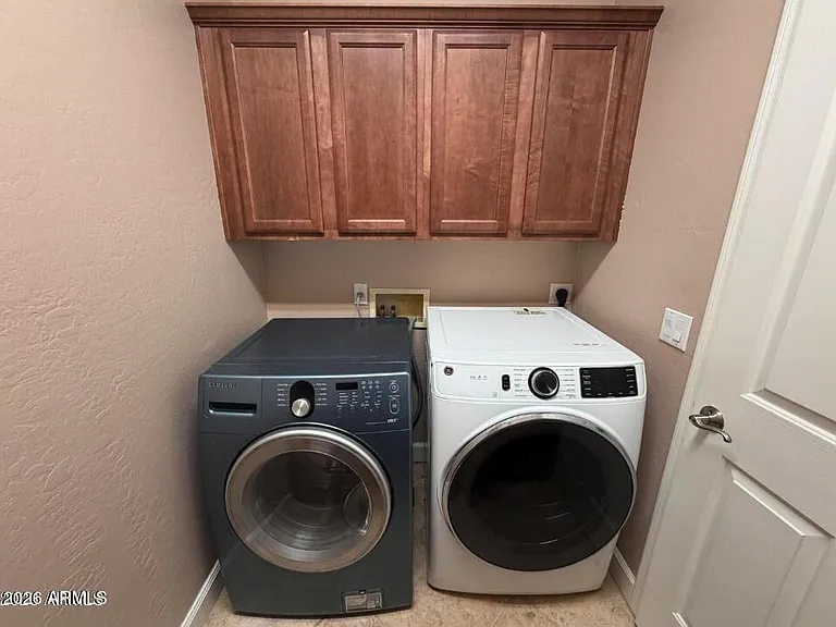 421 W Wisteria Pl — Photo 35