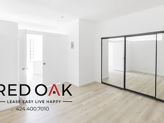 3rd image of 10304 1/2 Tujunga Canyon Blvd #101