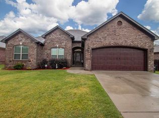 8941 Meadows Gdns, Sherwood, AR 72120