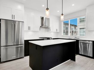 7288 188th St #1, Surrey, BC