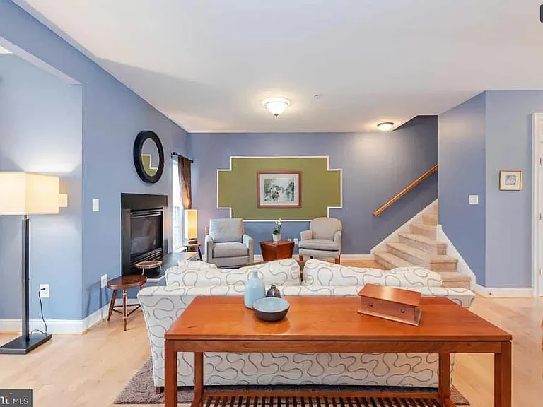 8042 Four Quarter Rd — Photo 6