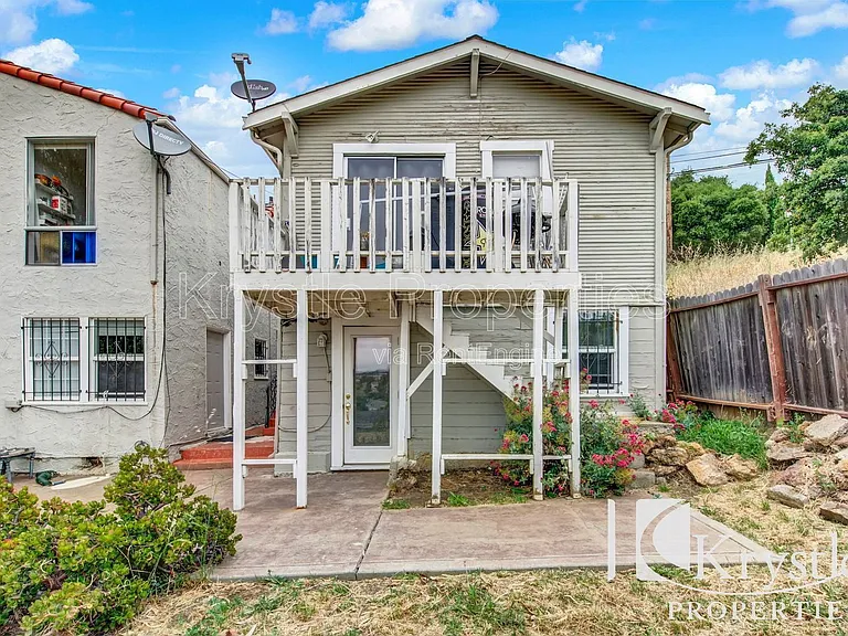 505 Hichborn St #B — Photo 22