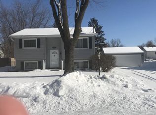 4976 Georgia Ln, White Bear Lake, MN 55110