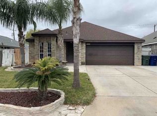 1902 Denmark Ln, Laredo, TX 78045