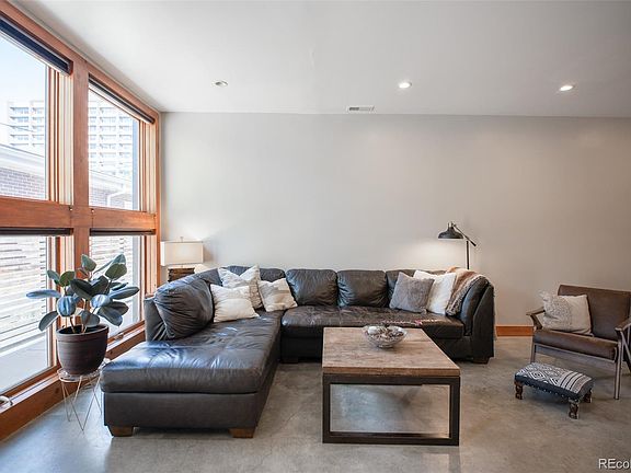 4th image of 1544 N Zenobia St #104