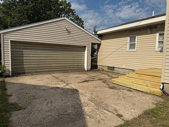 2nd image of 511 Gallager St