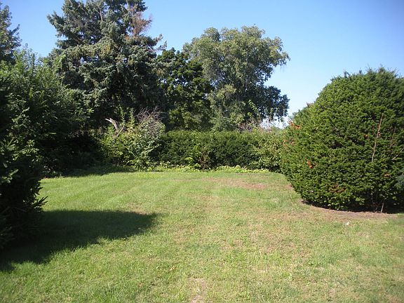 3rd image of 8300 Lockwood Ave