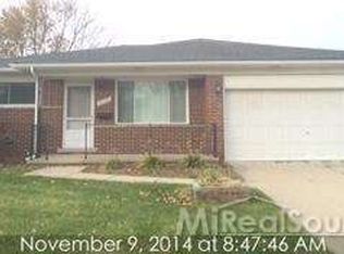 33053 Groth Dr, Sterling Heights, MI 48312