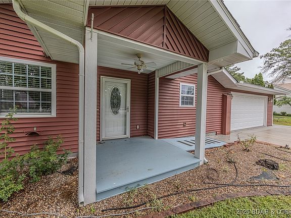 3rd image of 35 Watkins Dr