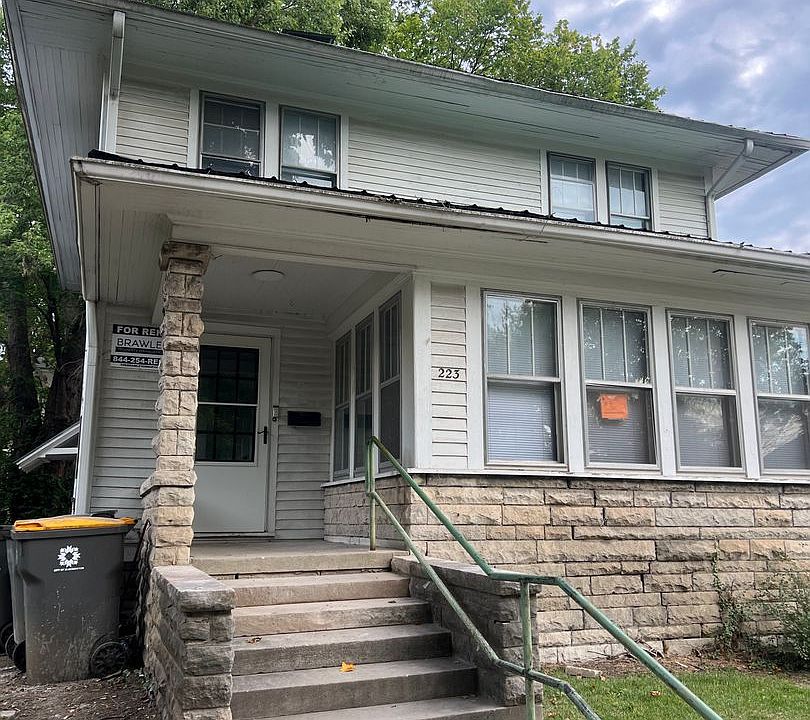 1st image of 223 E 8th St
