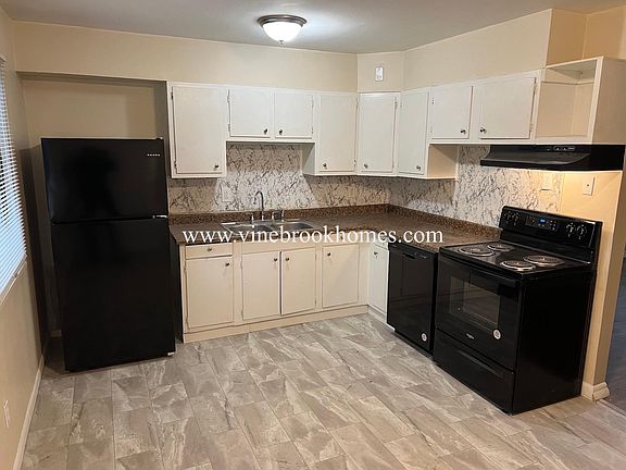 5th image of 4420 Treadway Ln
