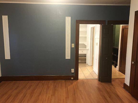 3rd image of 332-330 Franklin Ave #332-1