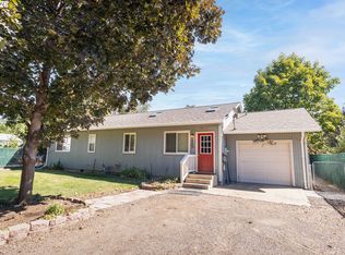 2707 N 4th St, La Grande, OR 97850