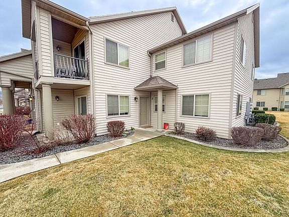 2nd image of 2515-450 S Point #8