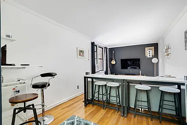 3535 Kings College Place #4E image 1 of 10