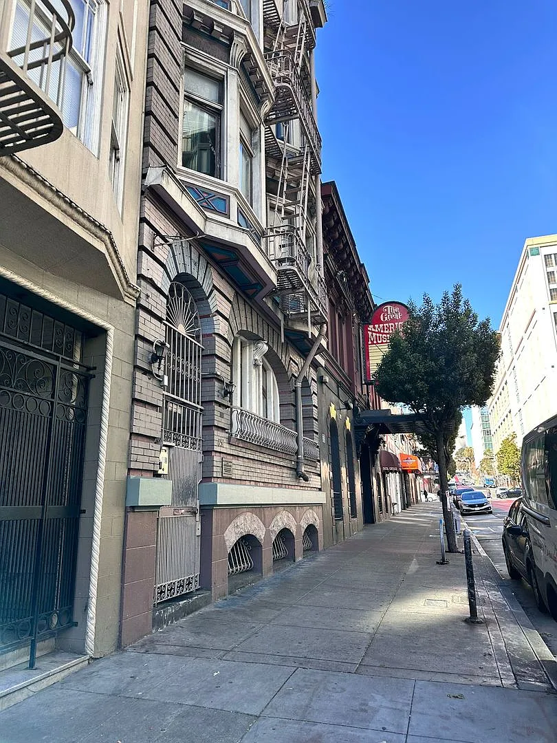851 OFarrell Street — Photo 3