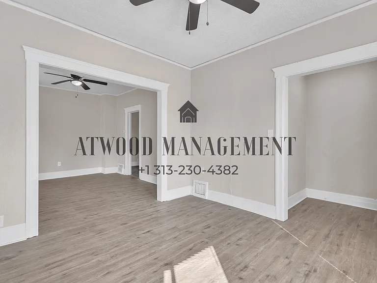 6439 Fischer Ave — Photo 5