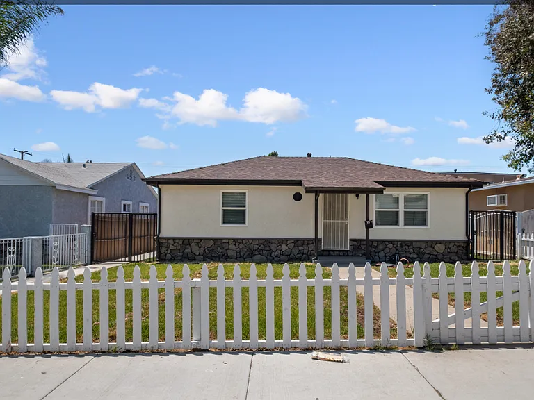 7913 Milton Ave — Photo 18