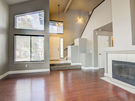 4th image of 3438 Loneridge Ct