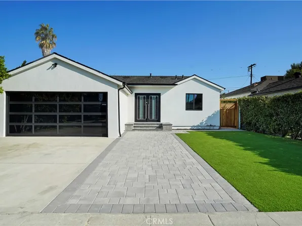 17643 Calvert St, Encino, CA 91316