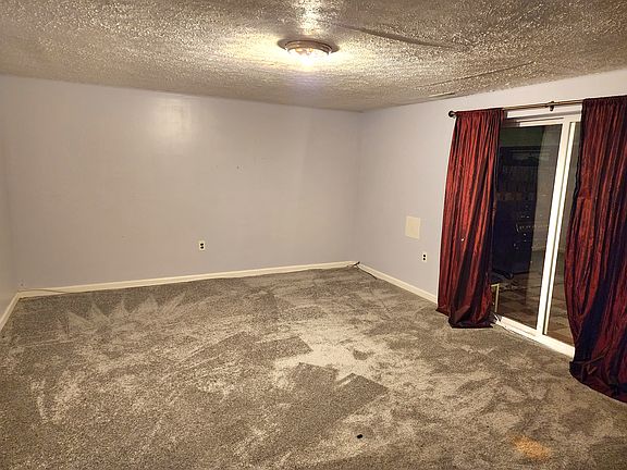 Basement entertainment area