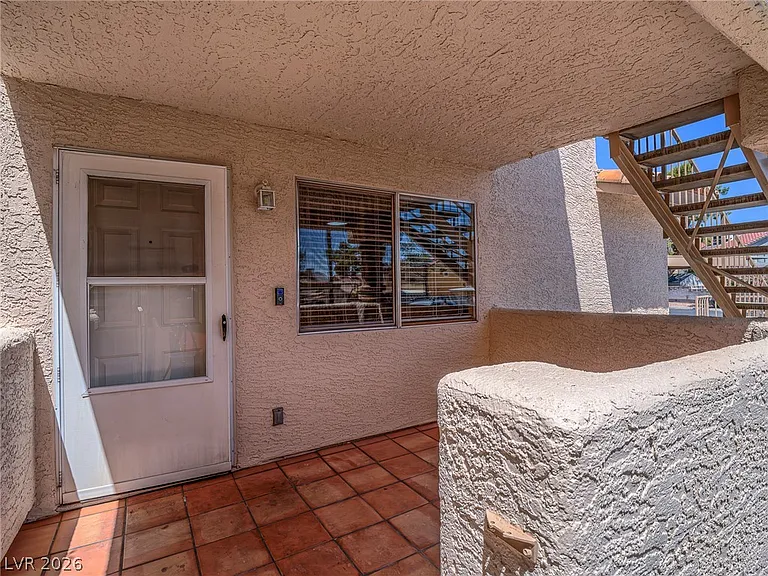 912 Boulder Springs Dr #101 — Photo 3