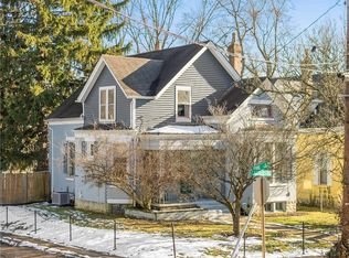 4726 Castle Pl, Cincinnati, OH 45227