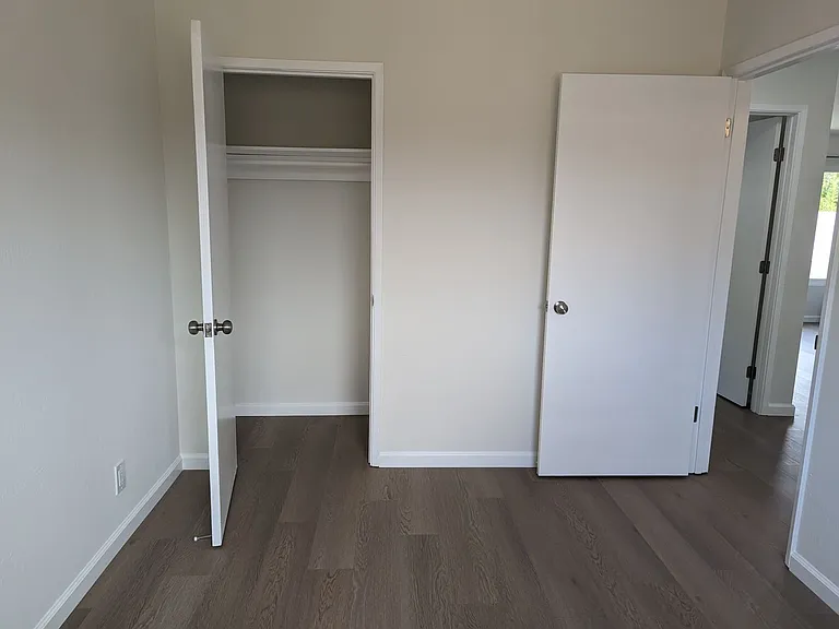 20913 Royal Ave — Photo 6