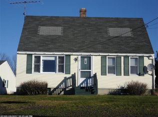 19 Messina Dr, Skowhegan, ME 04976