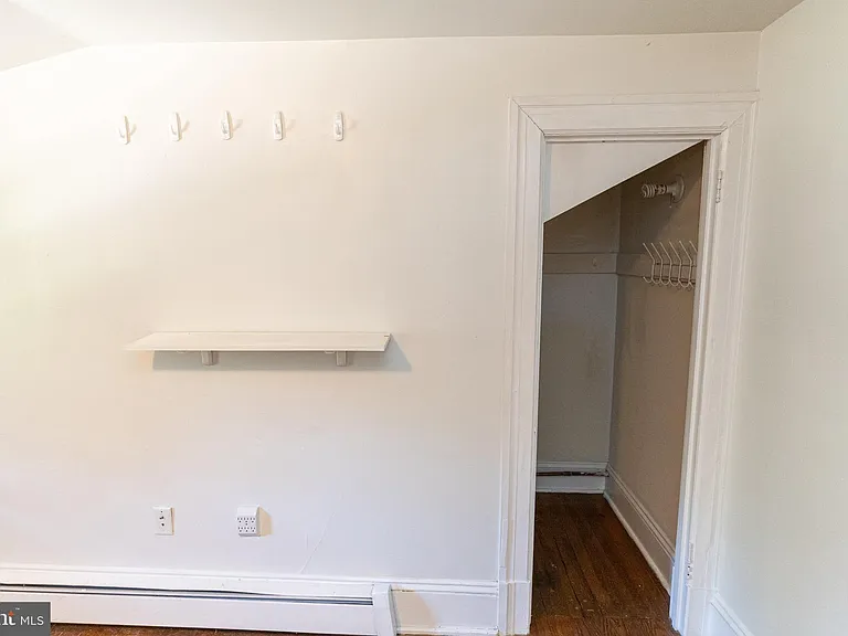 733 Camden Ave #B — Photo 45