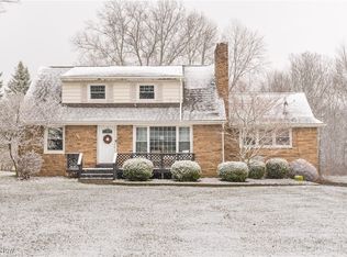 6003 Kellar Rd, New Franklin, OH 44319