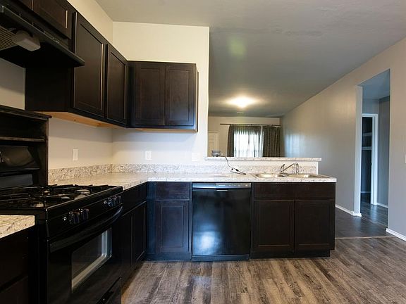 4th image of 1809 W Antler Way