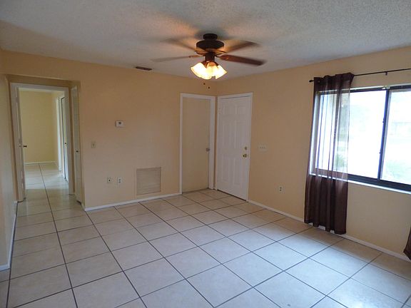 5th image of 2440 Newmark Dr