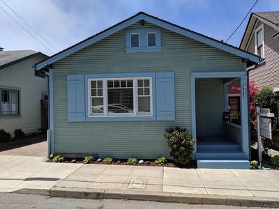 140 17th St, Pacific Grove, CA, 93950
