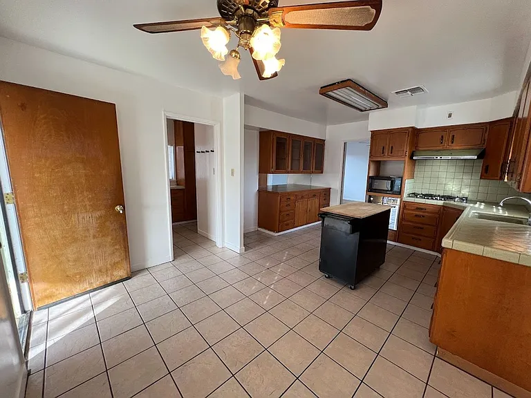 16109 E Manning Ave — Photo 6